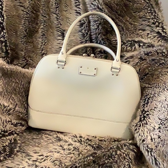 Gently used leather cream color kate spade bag - Picture 1 of 6